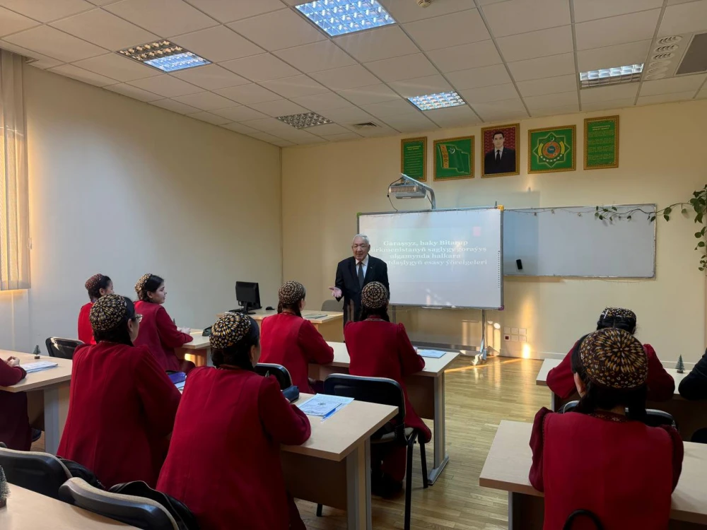 A TRAINING COURSE WAS HELD WITH THE PARTICIPATION OF THE CHIEF DIPLOMAT